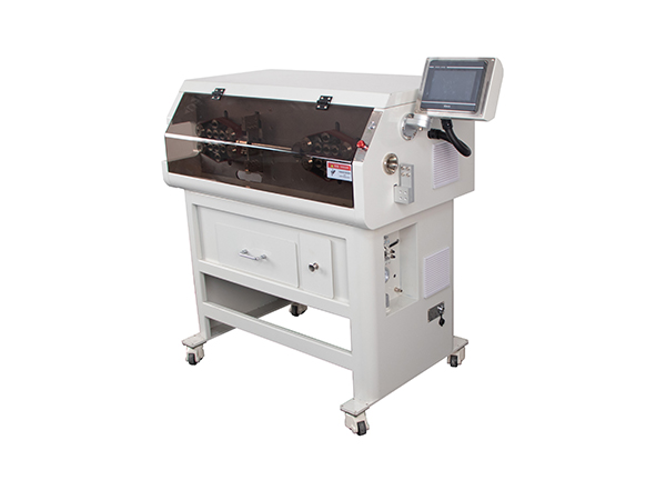 大平方電腦剝皮機HW-8120